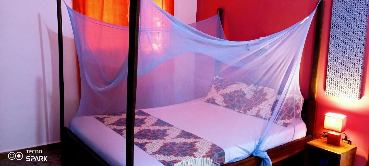Akwa Guesthouse Κοτονού Εξωτερικό φωτογραφία