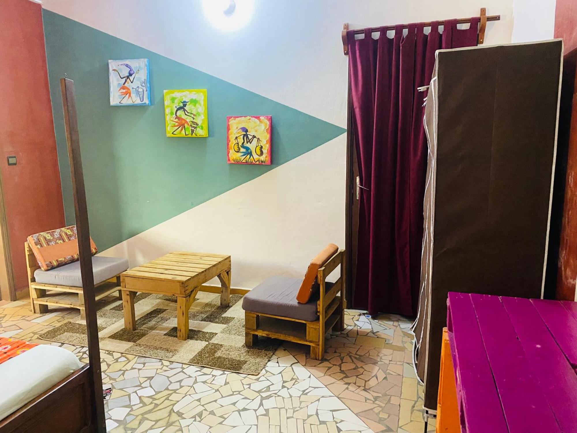 Akwa Guesthouse Κοτονού Εξωτερικό φωτογραφία